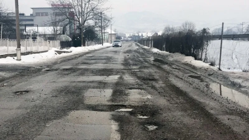 rupe na cesti