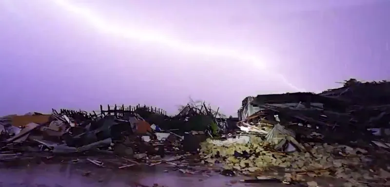 TORNADO AMERIKA