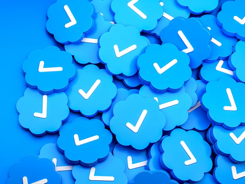 Twitter-Blue-Explainer-Gear-GettyImages-1442984386