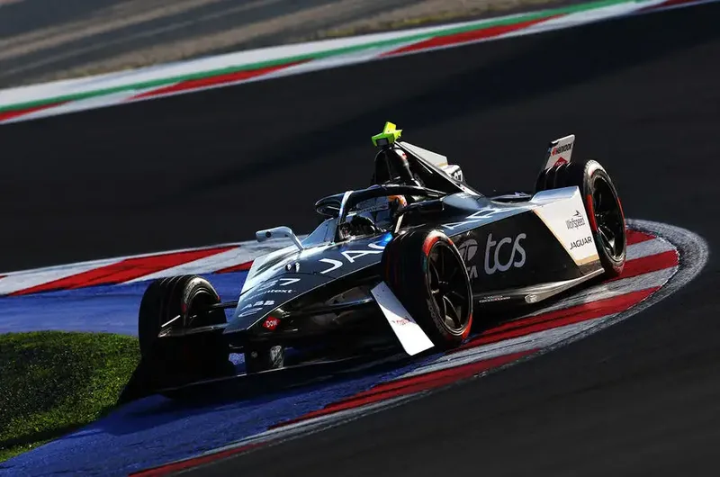 jaguar_formula_e2030
