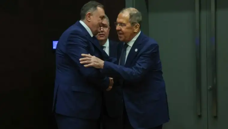 dodik lavrov