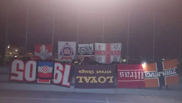red-army-ultras-transparenti