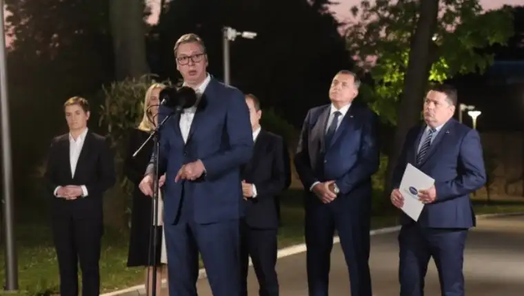 vucic3