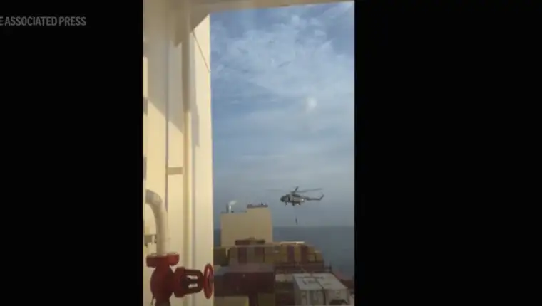 iran brod helikopter