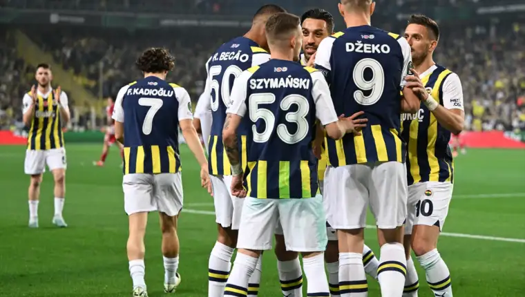 AA-20240418-34306297-34306293-UEFA_EUROPSKA_KONFERENCIJSKA_LIGA_FENERBAHCE_OLYMPIAKOS