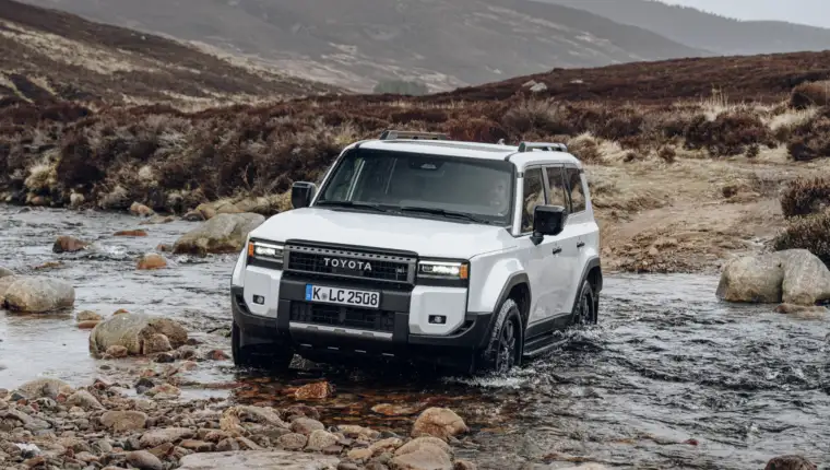 2024-landcruiser-mte-1