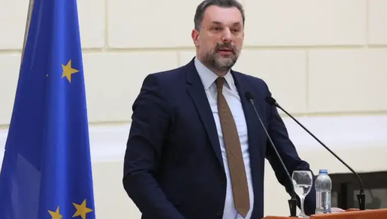 konakovic press ggg