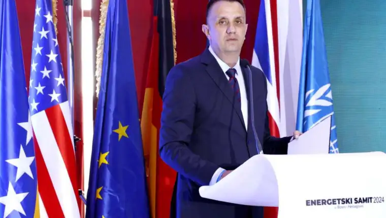 lakić
