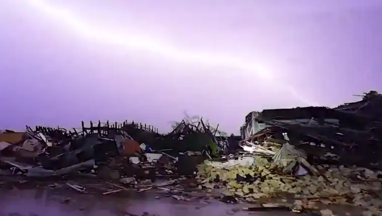 TORNADO AMERIKA