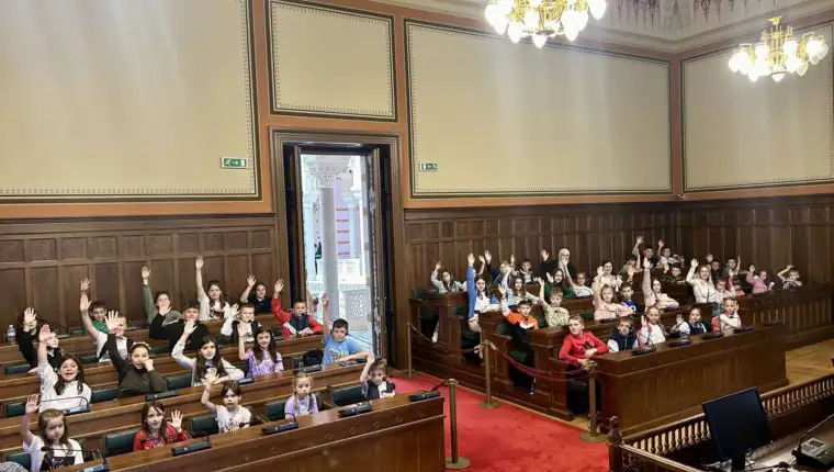 Grad Sarajevo ugostio učenike područne škole Potočari 2