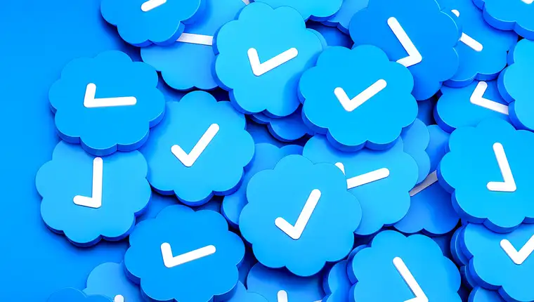 Twitter-Blue-Explainer-Gear-GettyImages-1442984386