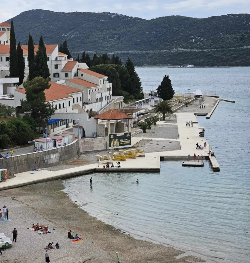 Neum4