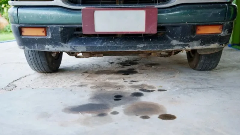 fleke od ulja ispod auta