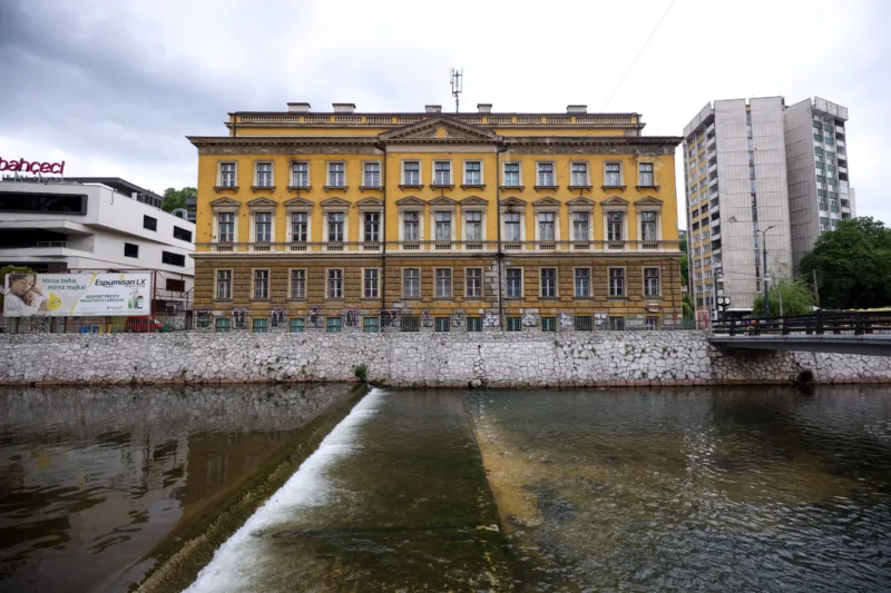 drvenija-zenska-gimnazija-19