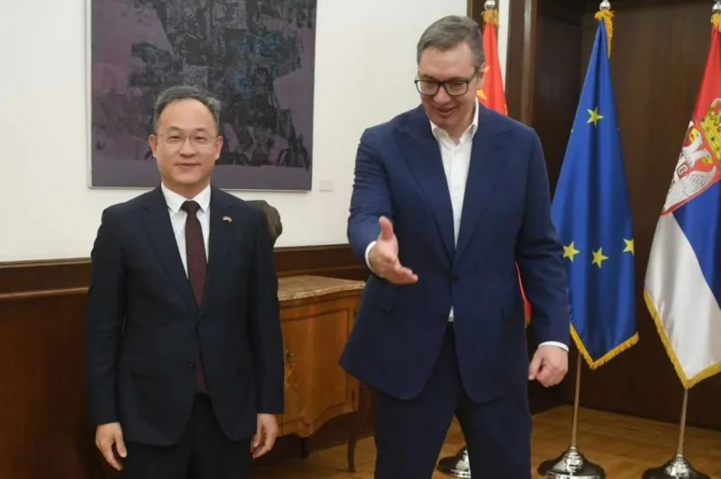 vučić kina