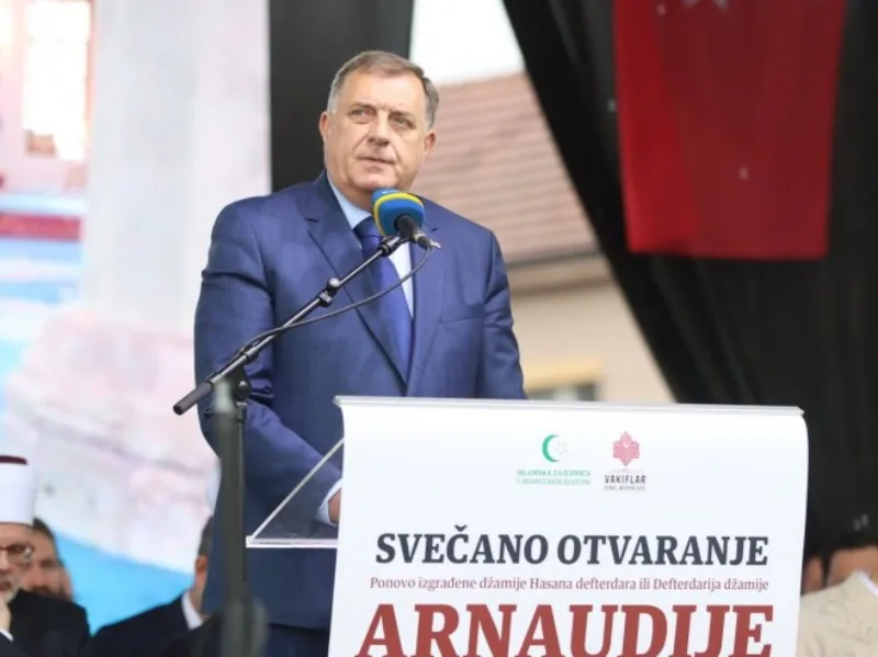 dodik dzamija arnaudija
