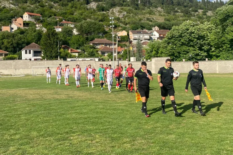 iskra stolac 1