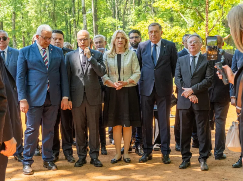 dodik 1
