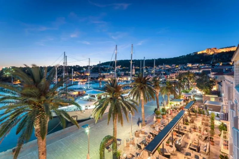riva hvar
