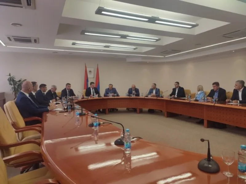 dodik izbori sastanak