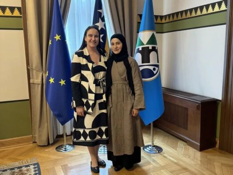 benjamina i emela