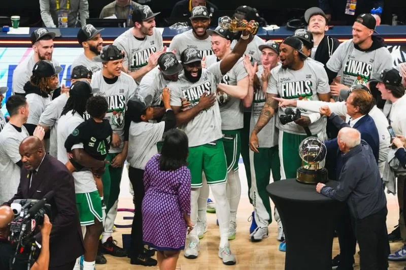 BOSTON CELTICS