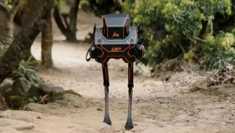 kineski robot