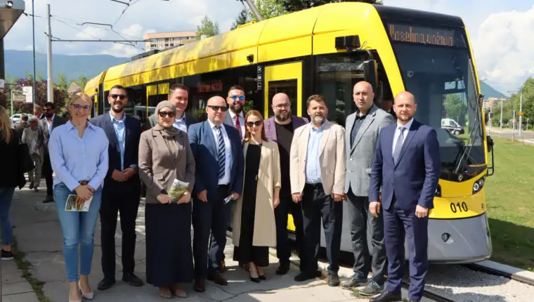 voznja tramvajem vlada fbih ks (5)