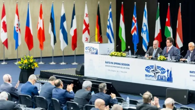 PS NATO