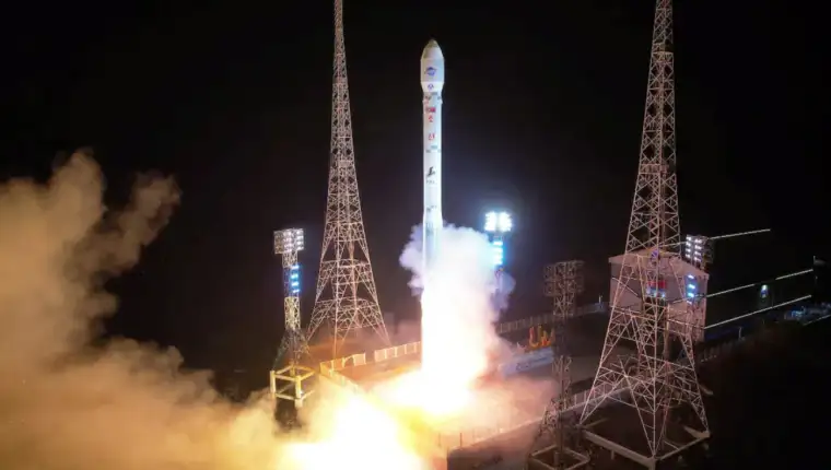 sjeverna koreja špijunski satelit