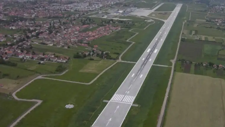 aerodrom sarajevo pista