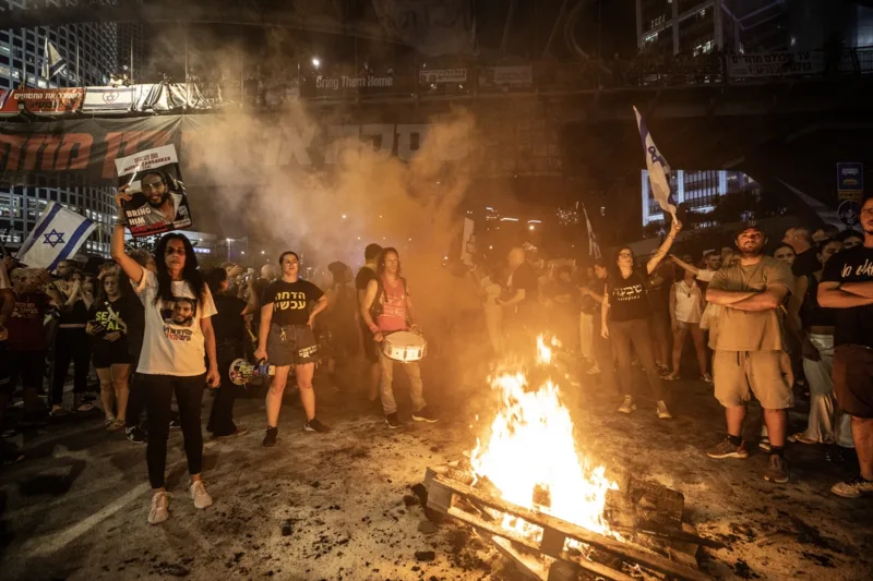 AA-20240604-34770015-34769999-STOTINE_DEMONSTRANATA_U_TEL_AVIVU_TRAZILI_OSLOBADANJE_IZRAELSKIH_ZAROBLJENIKA_U_GAZI
