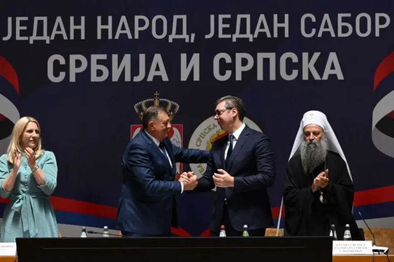 svesrpski sabor, vucic, dodik