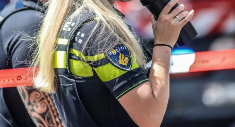 polici8aj holandiaj 4
