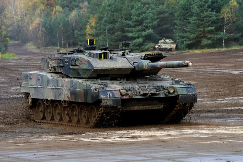 230123124947-leopard-2-file-101317