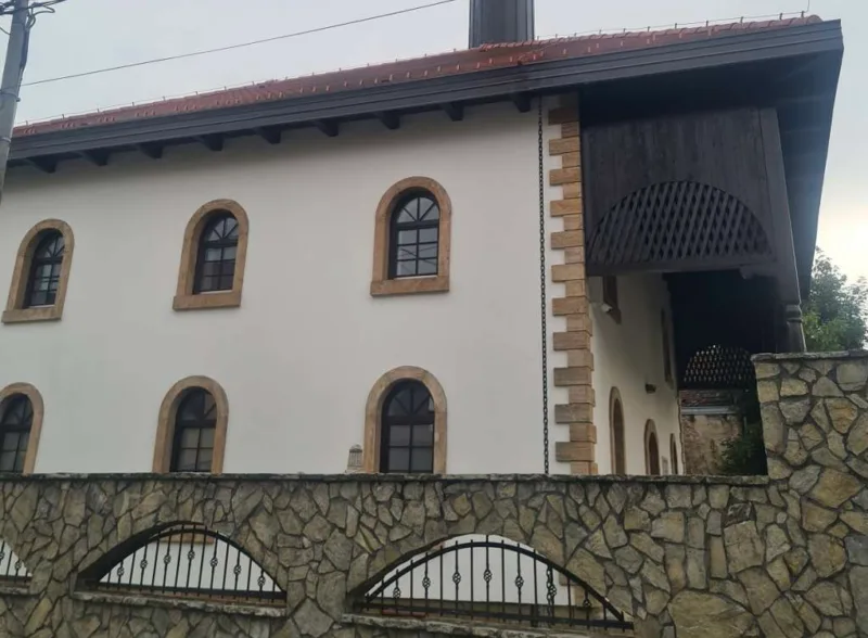 čaršijska džamija bosanska dubica.jpg