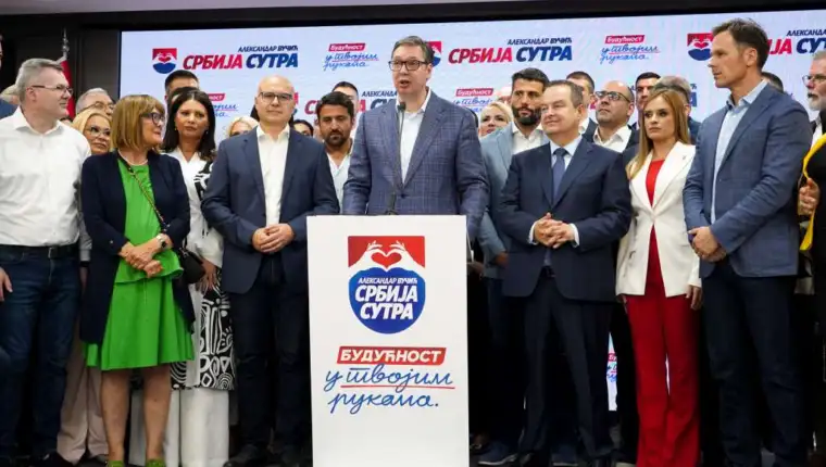 vučić SNS