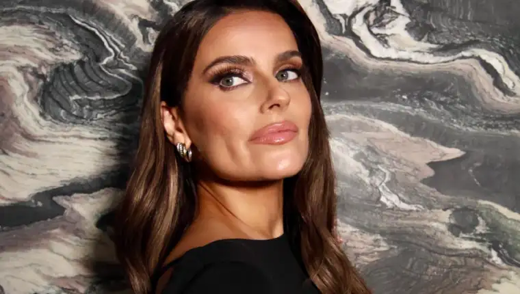 nelly furtado 2.jpg