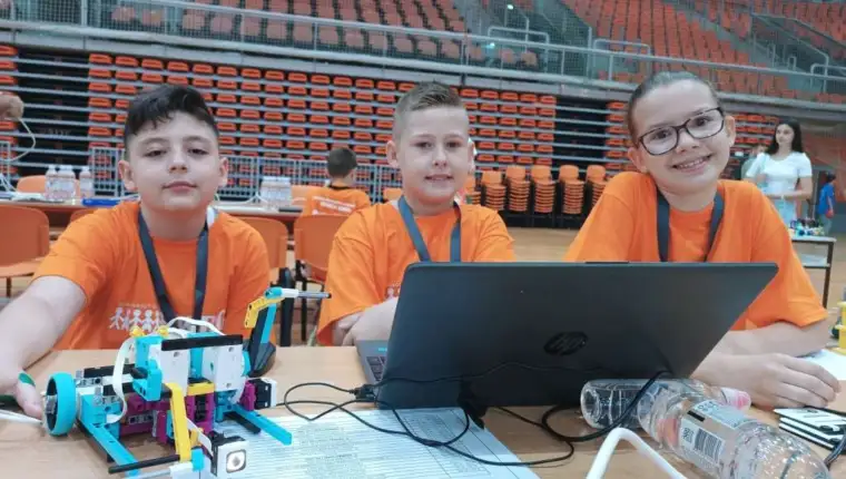 takmičenje u robotici zenica