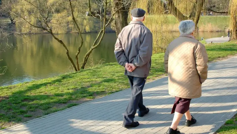 hodanje stariji ljudi demencija
