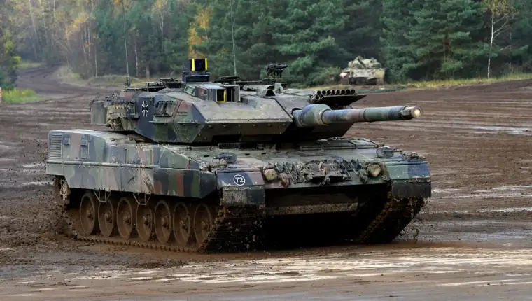 230123124947-leopard-2-file-101317