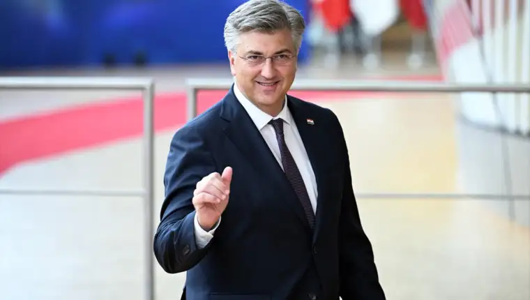 andrej plenkovic aa