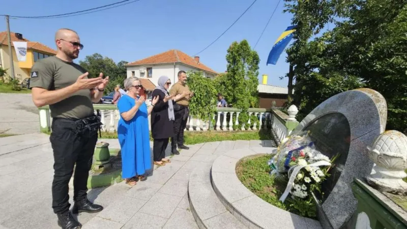 marš mira nezuk