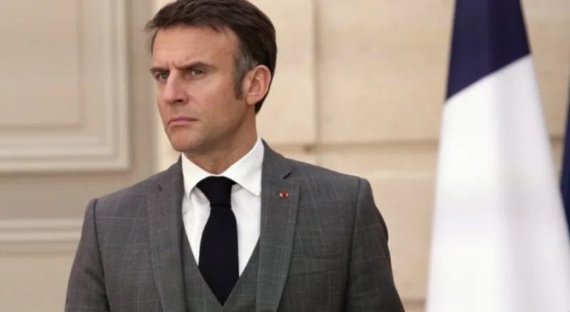 macron 6