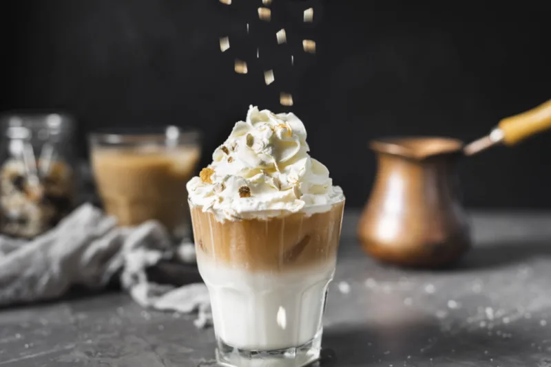 close-up-aromatic-beverage-with-spices