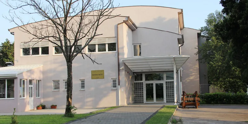 univerzitet dzemal bijedic