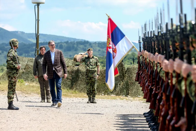 AA-20240704-35053387-35053365-VUCIC_PONOSAN_NA_ONO_STO_JE_VOJSKA_SRBIJE_POKAZALA_NA_VJEZBI_VATRENI_UDAR_2024
