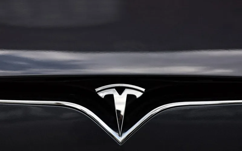 Tesla logo