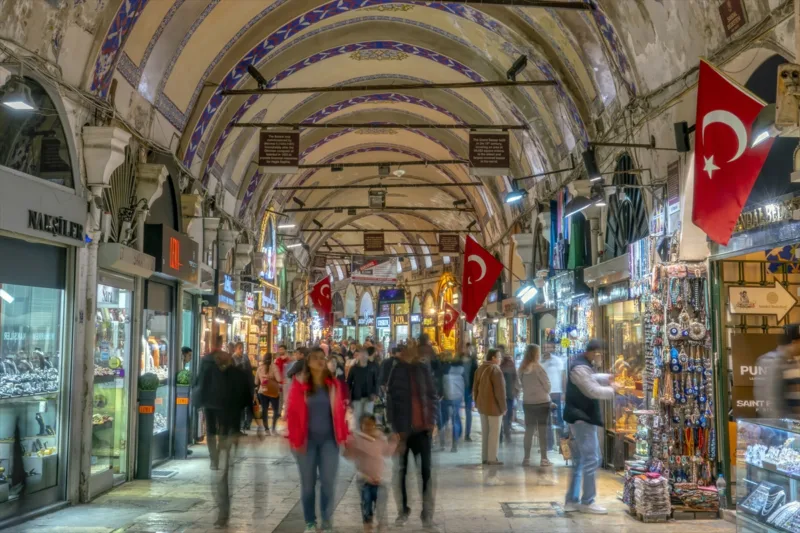 AA-20240715-35146905-35146888-TURKIYE_CUVENA_ISTANBULSKA_KAPALI_CARSIJA_JEDNA_OD_NAJSTARIJIH_SVJETSKIH_SOPING_DESTINACIJA