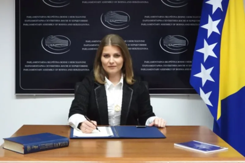 mia abazovic karamehic